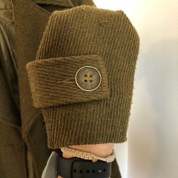 Fall or spring coat - Picture 5 of 7